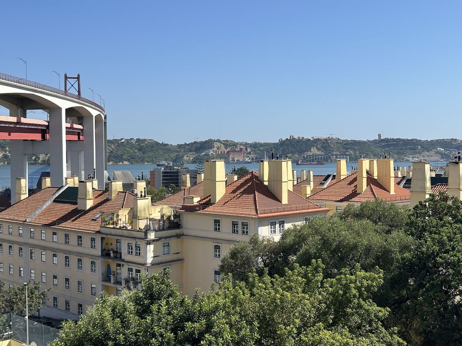 Apartamento T3 com vista, Alcântara, Lisboa - Imagem 24