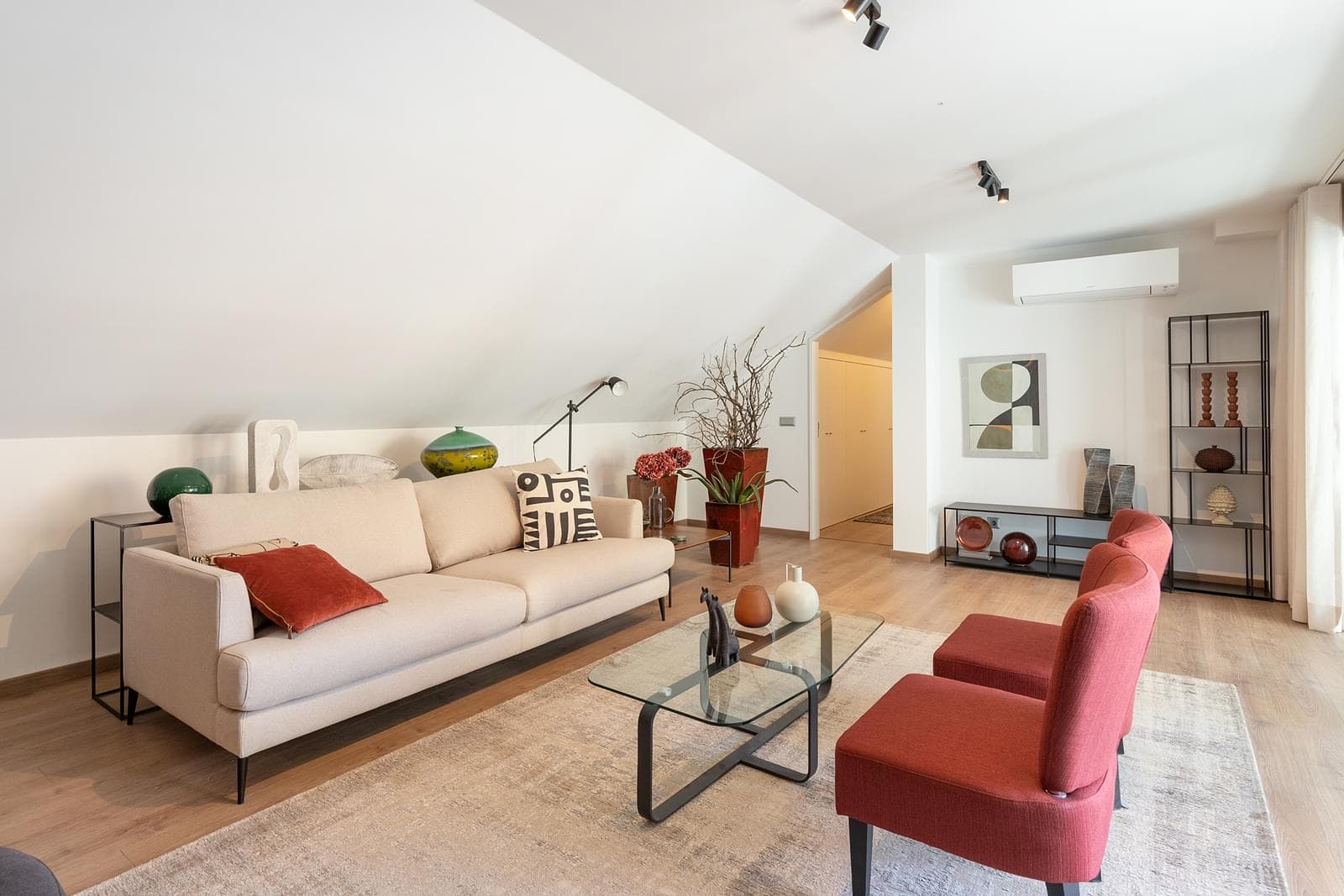 4 Bedroom Apartment with parking, Alcântara, Lisboa - Image 7