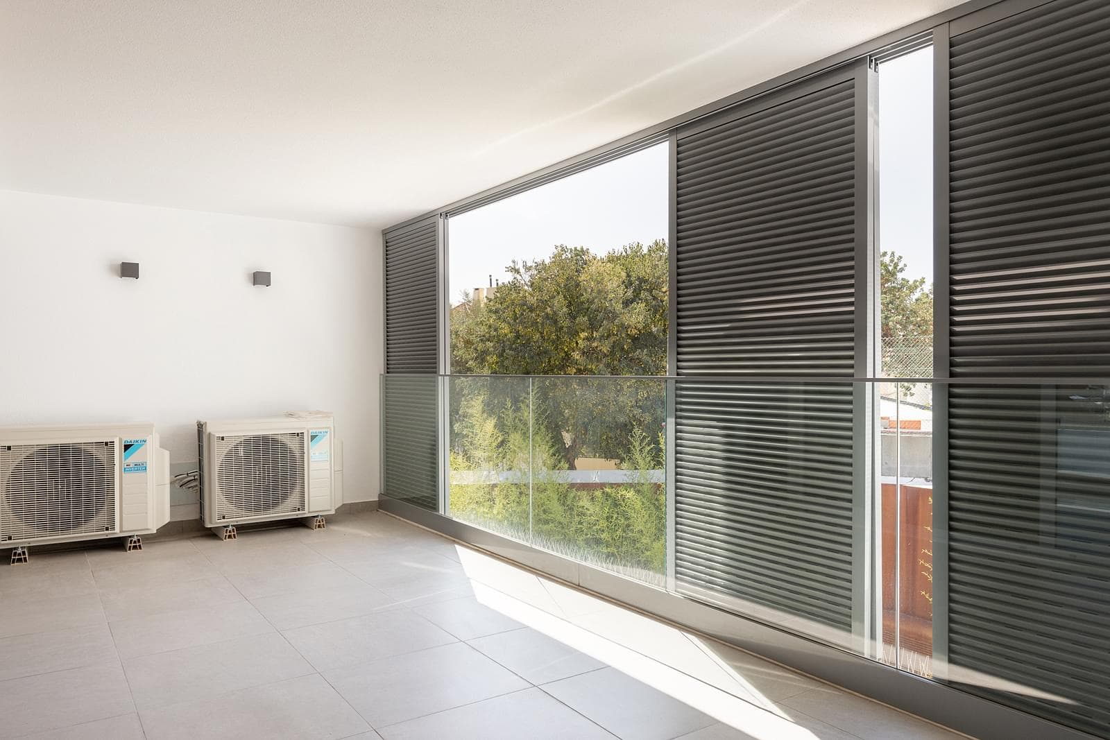 4 Bedroom Apartment with parking, Alcântara, Lisboa - Image 4