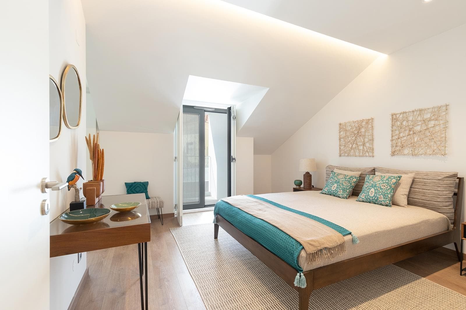 4 Bedroom Apartment with parking, Alcântara, Lisboa - Image 40