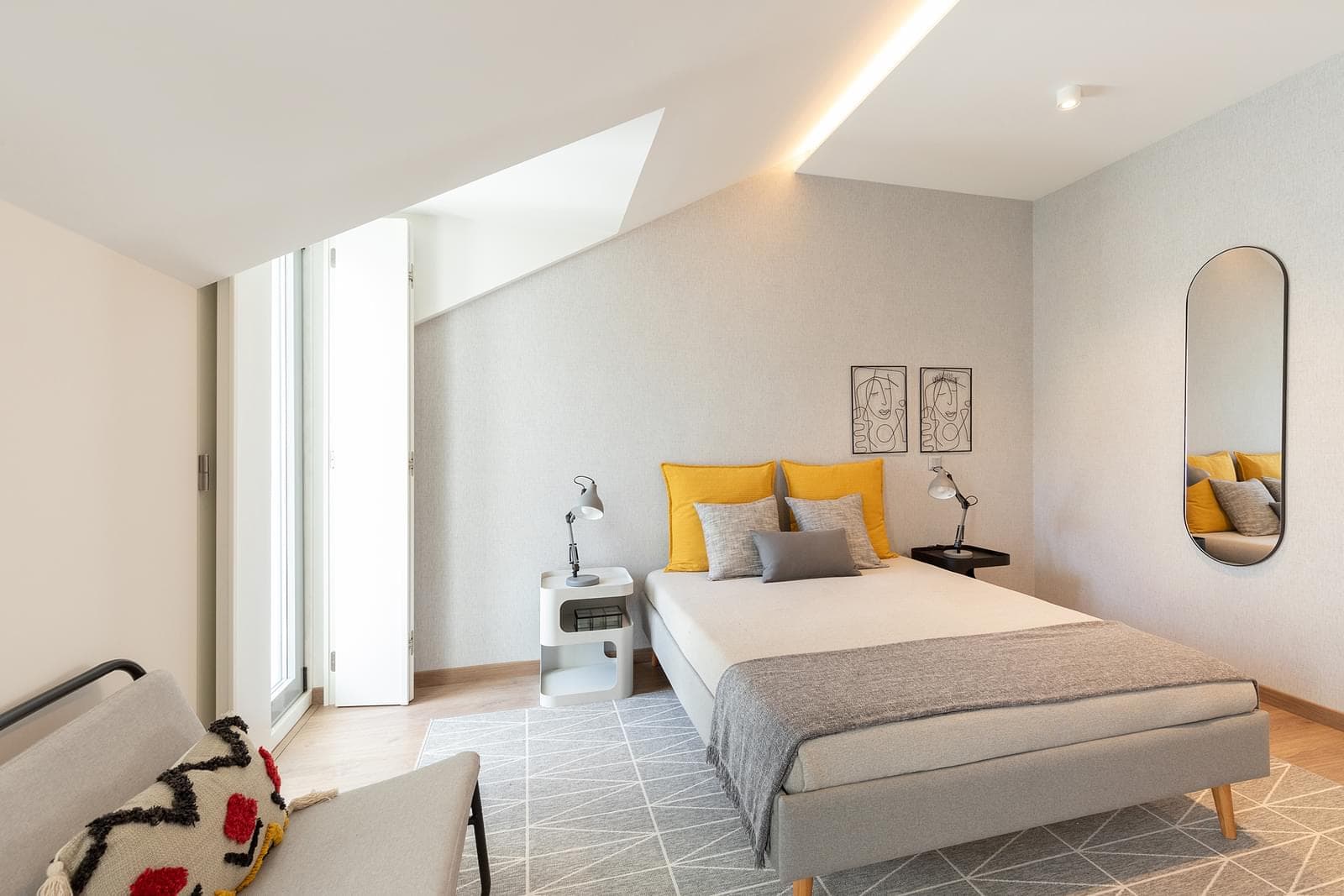 4 Bedroom Apartment with parking, Alcântara, Lisboa - Image 32