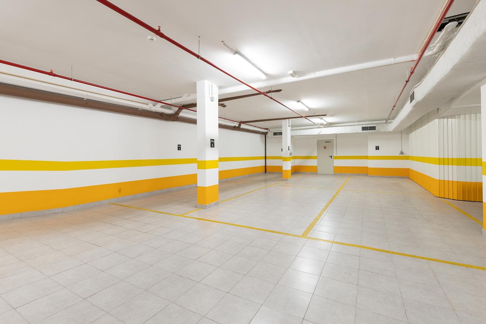 4 Bedroom Apartment with parking, Alcântara, Lisboa - Image 48
