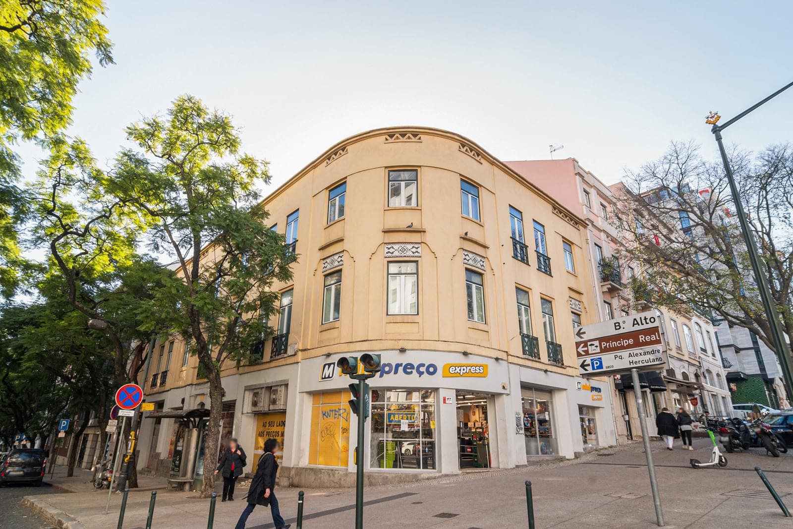 Prédio Habitacional, Santo António, Lisboa - Imagem 1