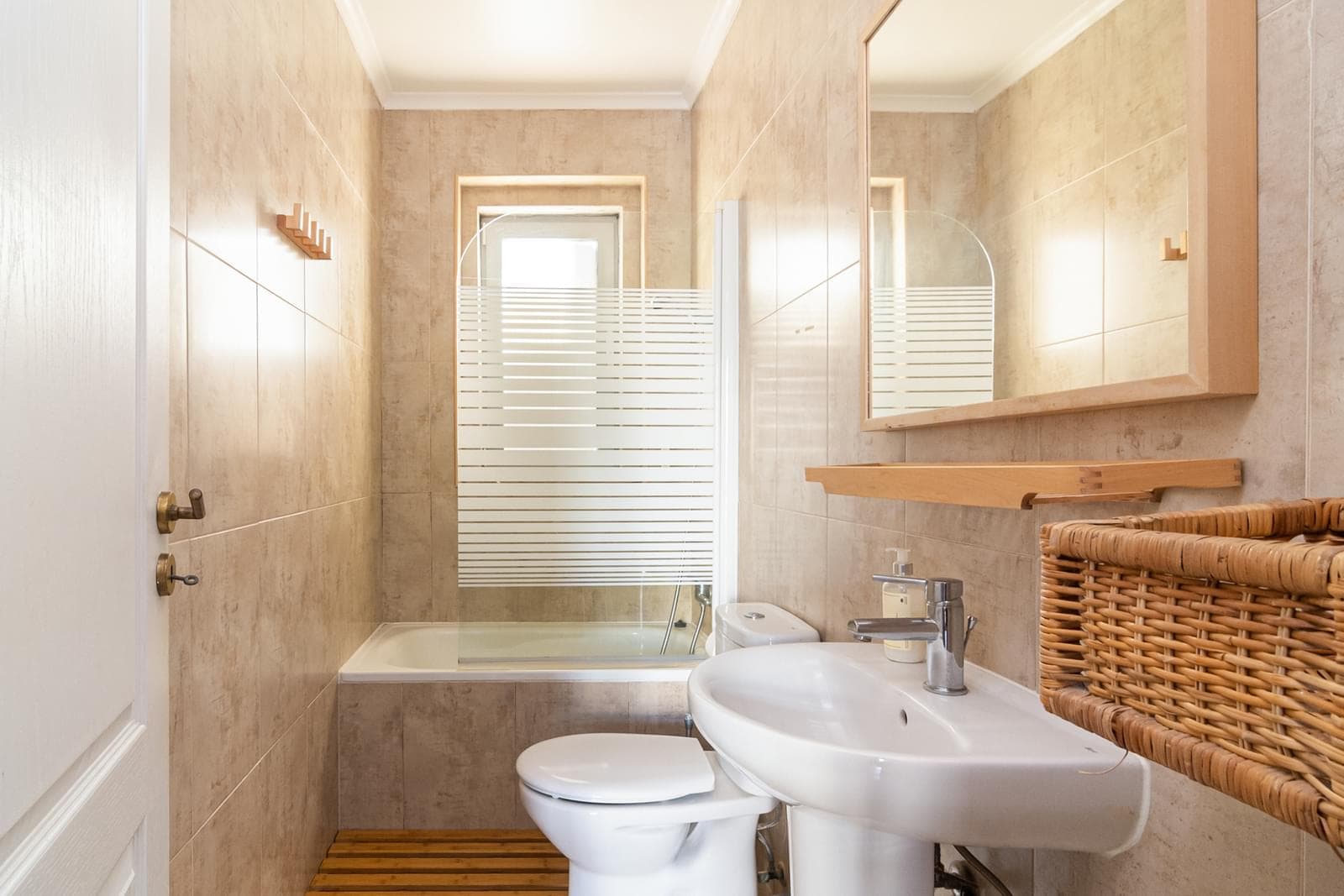 Prédio Habitacional, Santo António, Lisboa - Imagem 26
