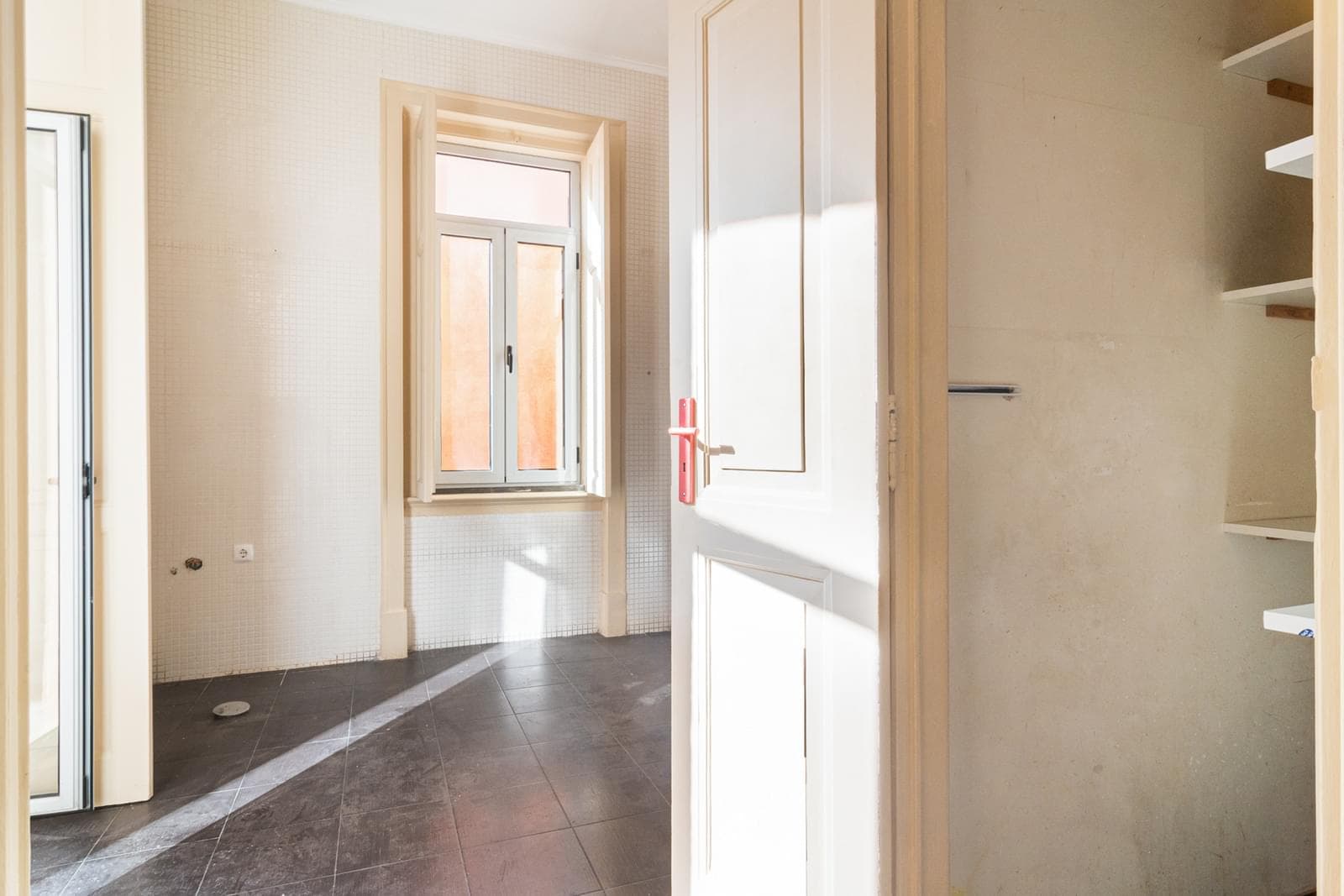 Prédio Habitacional, Santo António, Lisboa - Imagem 33