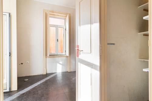 PF31640 - Prédio Habitacional, Santo António, Lisboa - Imagem 33
