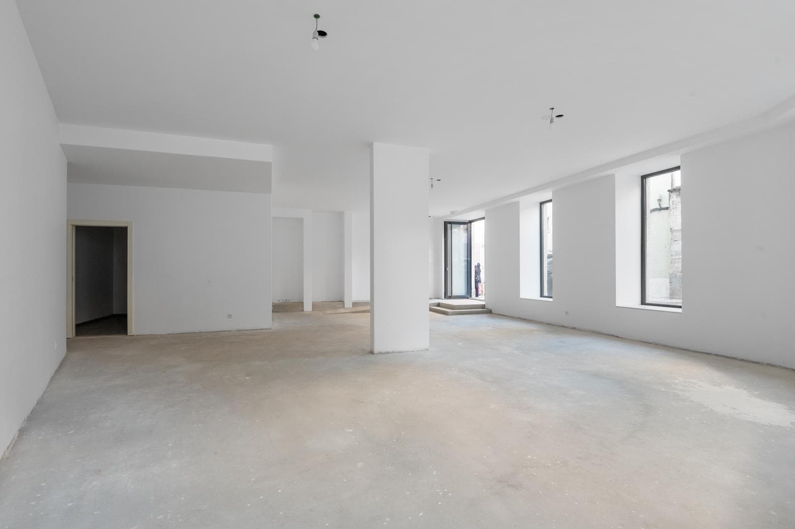 Shop 116 m2, Centro Histórico de Oeiras, Oeiras - Image 5