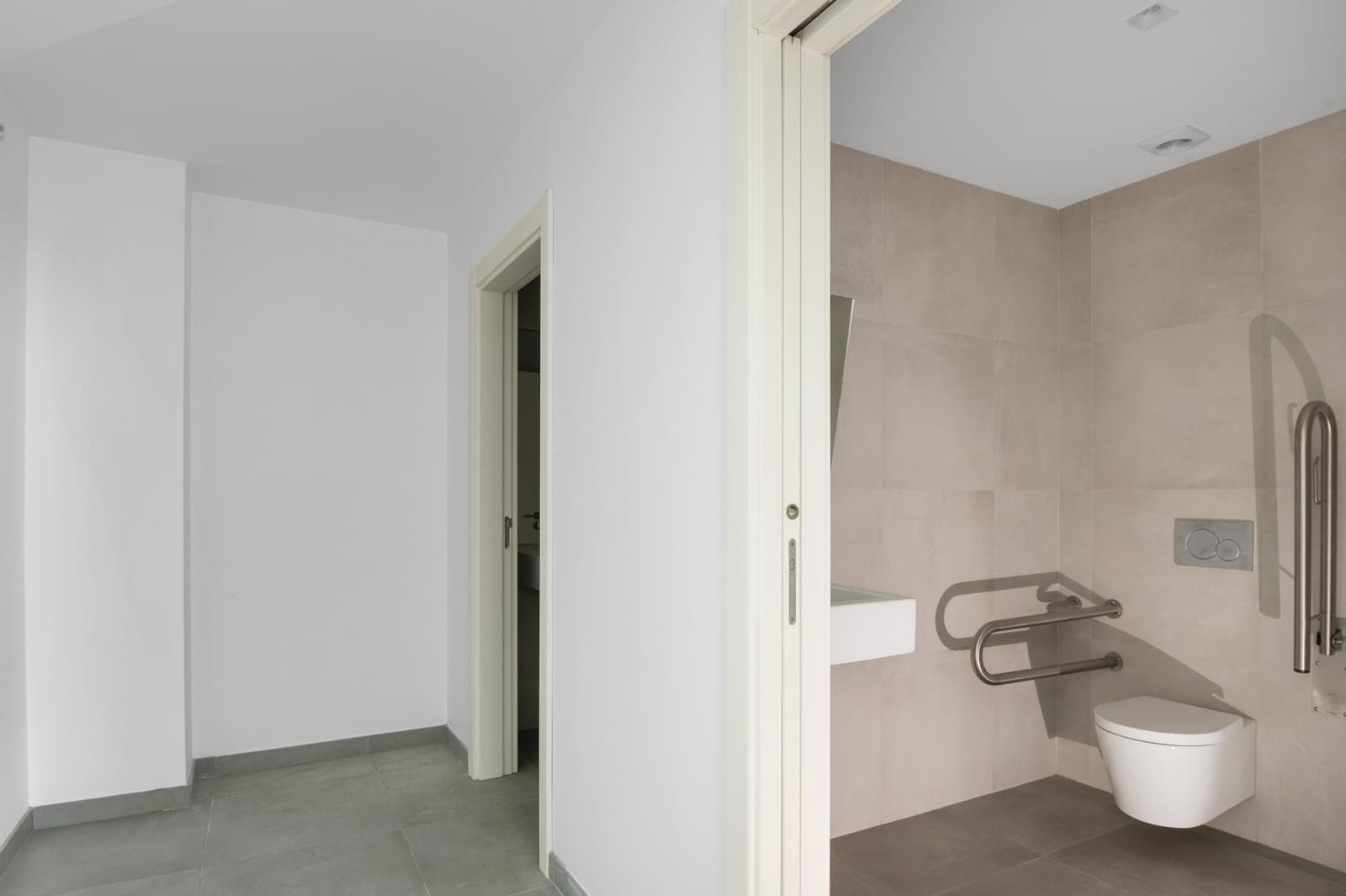 Shop 116 m2, Centro Histórico de Oeiras, Oeiras - Image 4