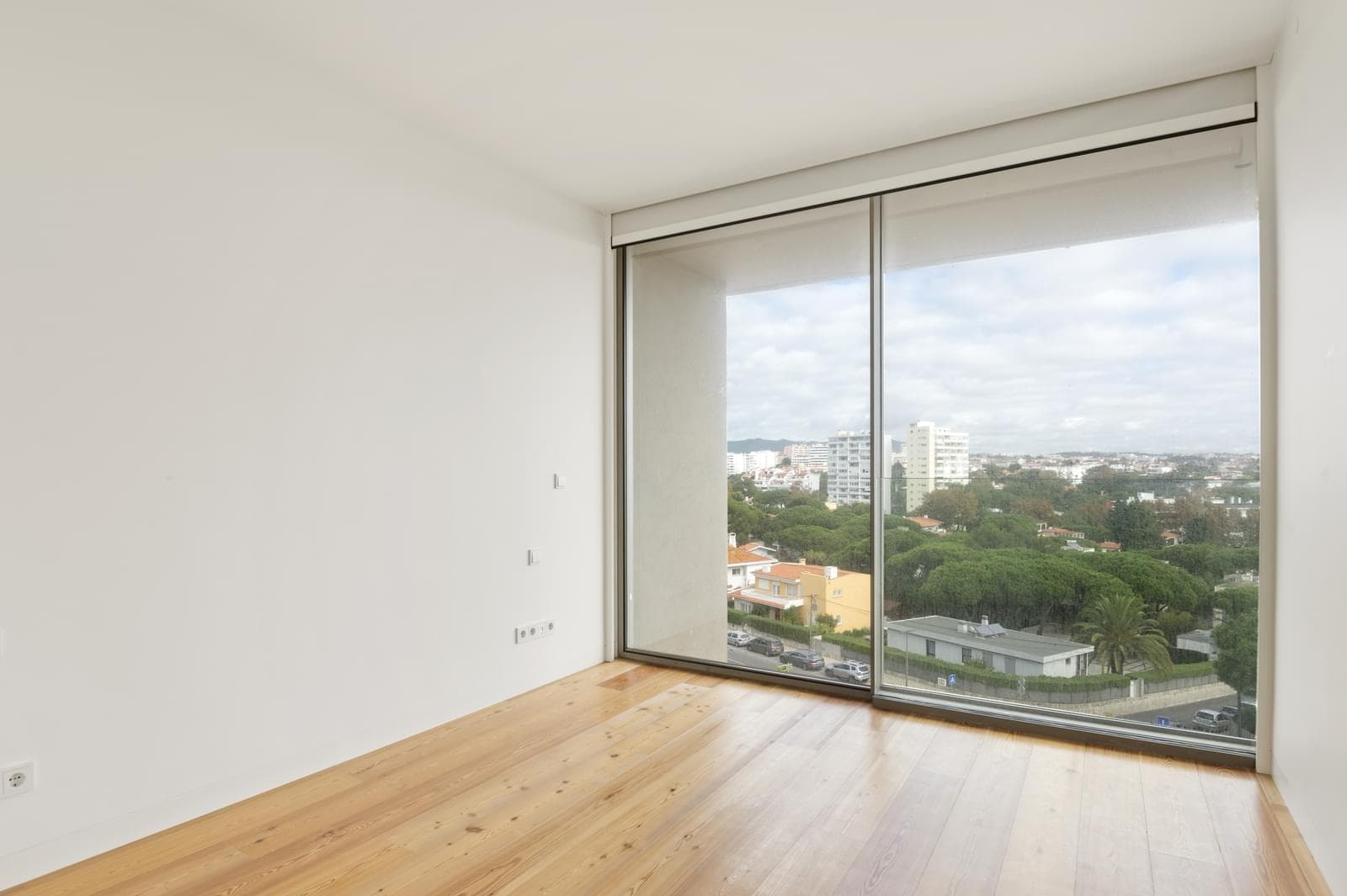 4 Bedroom Duplex with swimming pool, Gandarinha, Cascais - Image 21