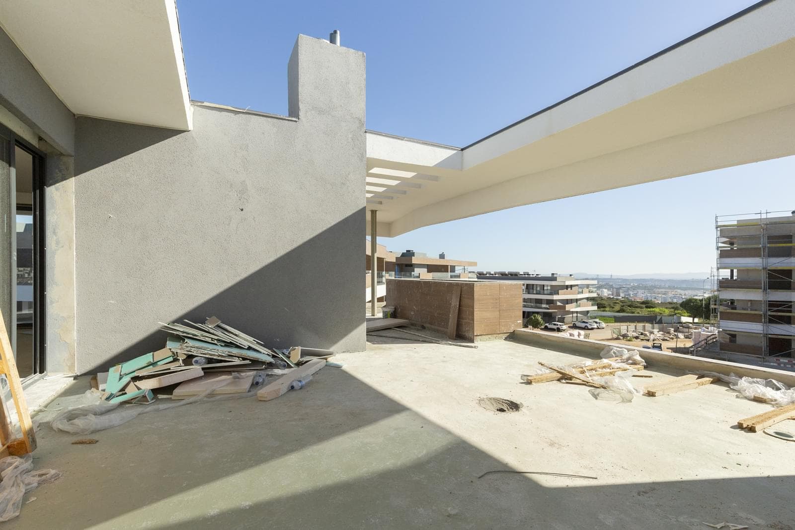 Apartamento T5 com estacionamento, Serra de Carnaxide, Amadora - Imagem 23