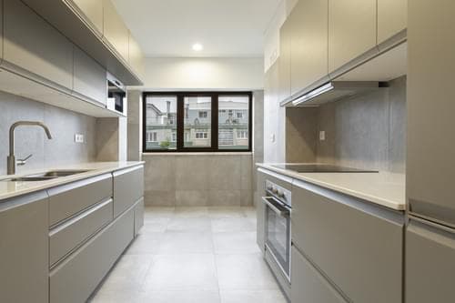 PF32103 - Appartement 4 pièces avec balcon, Restelo, Lisboa - Image 1