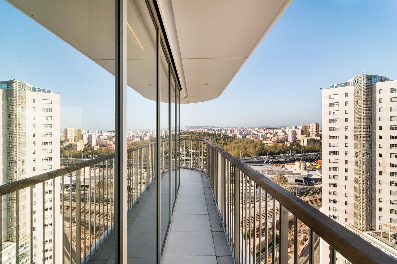 Apartamento T3 com piscina, Campolide, Lisboa - Imagem 37