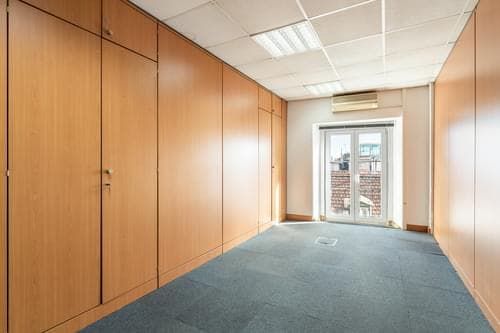 PF32785 - Bureau, Chiado, Lisboa - Image 21