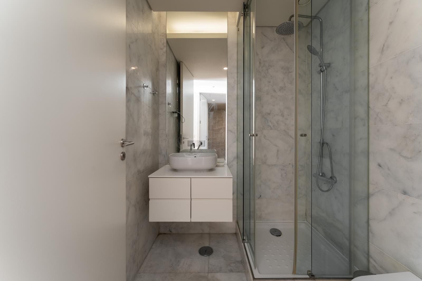 2 Bedroom Apartment with a view, Avenida da Liberdade, Lisboa - Image 16