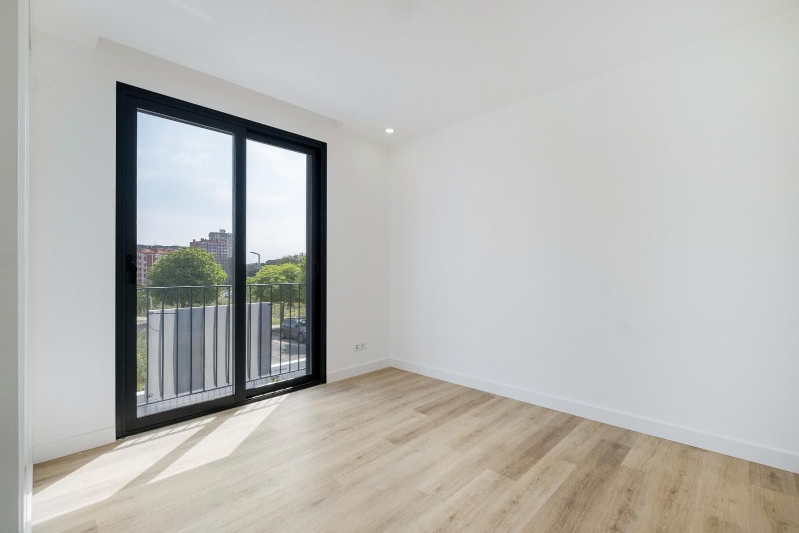 Moradia Geminada T3 + 1 com piscina, São Miguel das Encostas (Carcavelos), Cascais - Imagem 20