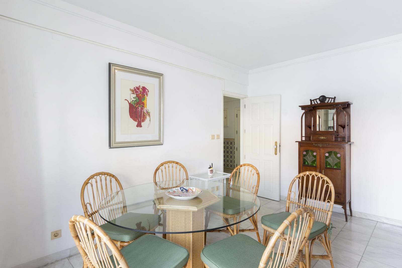 Apartamento T1 com vista, Cascais - Imagem 11