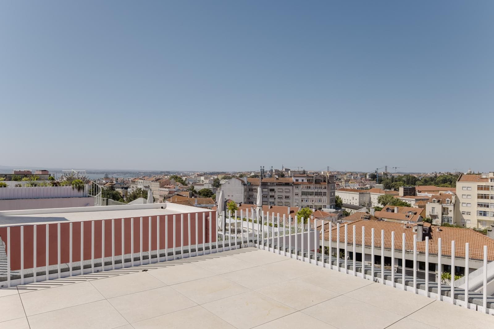 Penthouse T5 com vista, Campo Mártires da Pátria, Lisboa - Imagem 46