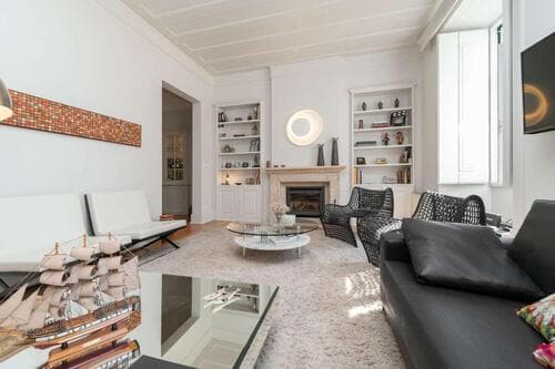 PF33382 - Apartamento T4 com estacionamento, Chiado, Lisboa - Imagem 2