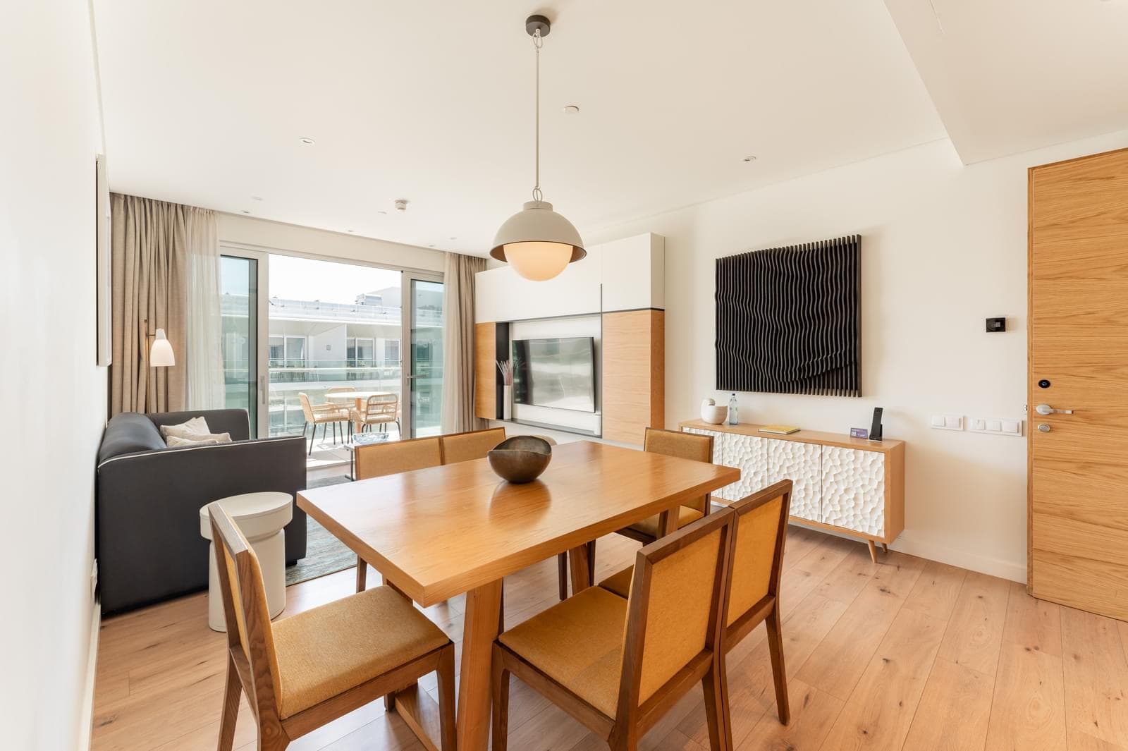 2 Bedroom Apartment with balcony, Junqueira, Lisboa - Image 15