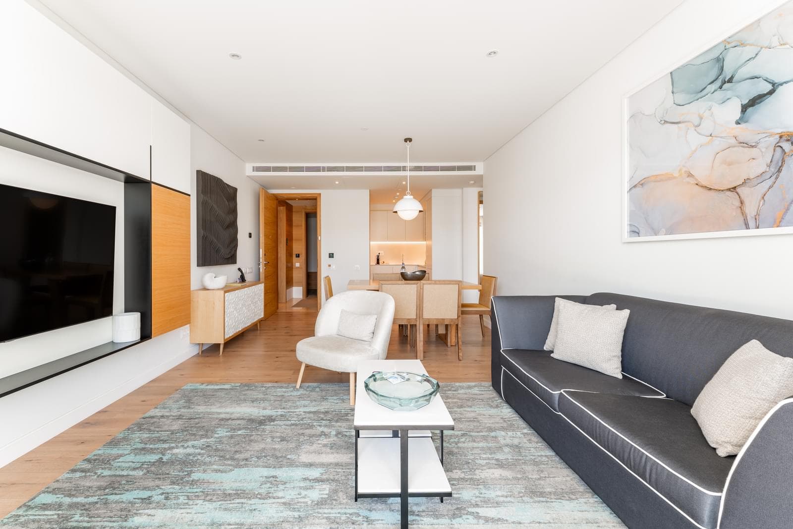 2 Bedroom Apartment with balcony, Junqueira, Lisboa - Image 22