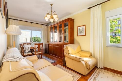 PF33822 - Apartamento T2 com vista, Encarnação, Lisboa - Imagem 1