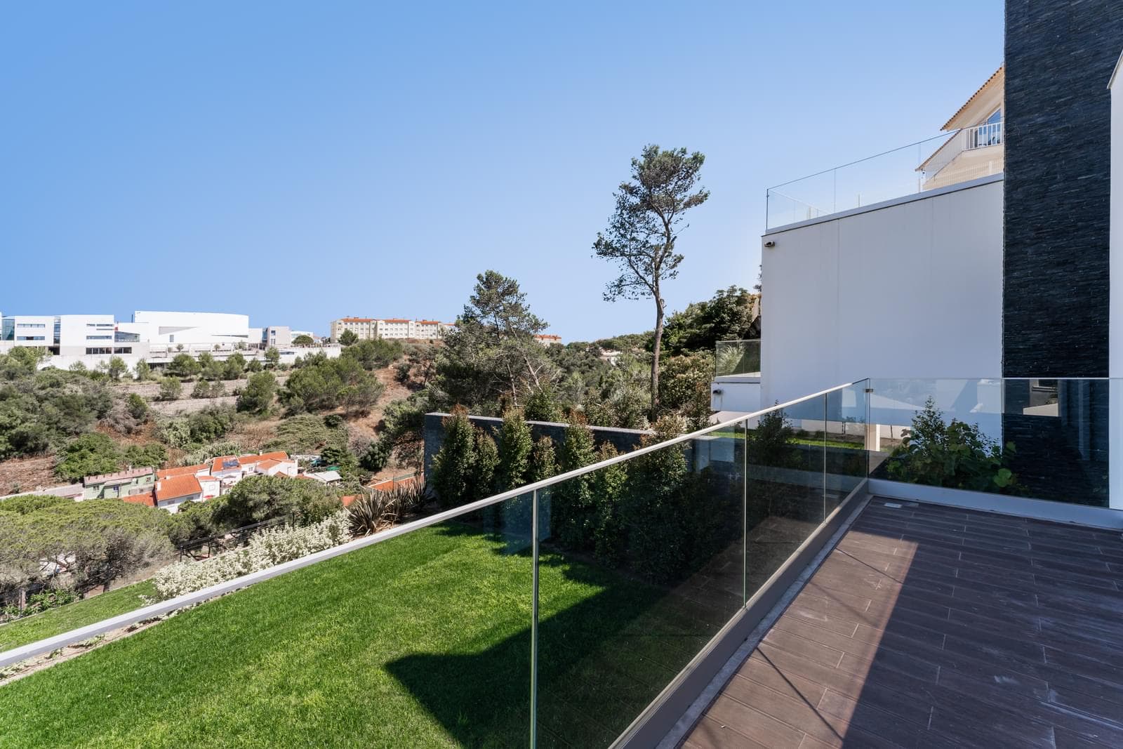 3 Bedroom House with swimming pool, Estoril, Cascais - Image 35