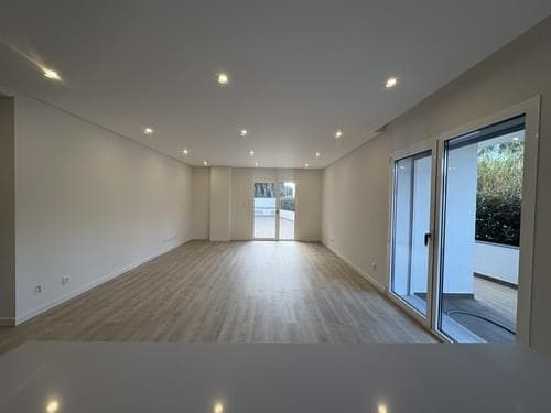 PF34370 - Apartamento T2 com estacionamento, Parede, Cascais - Imagem 3