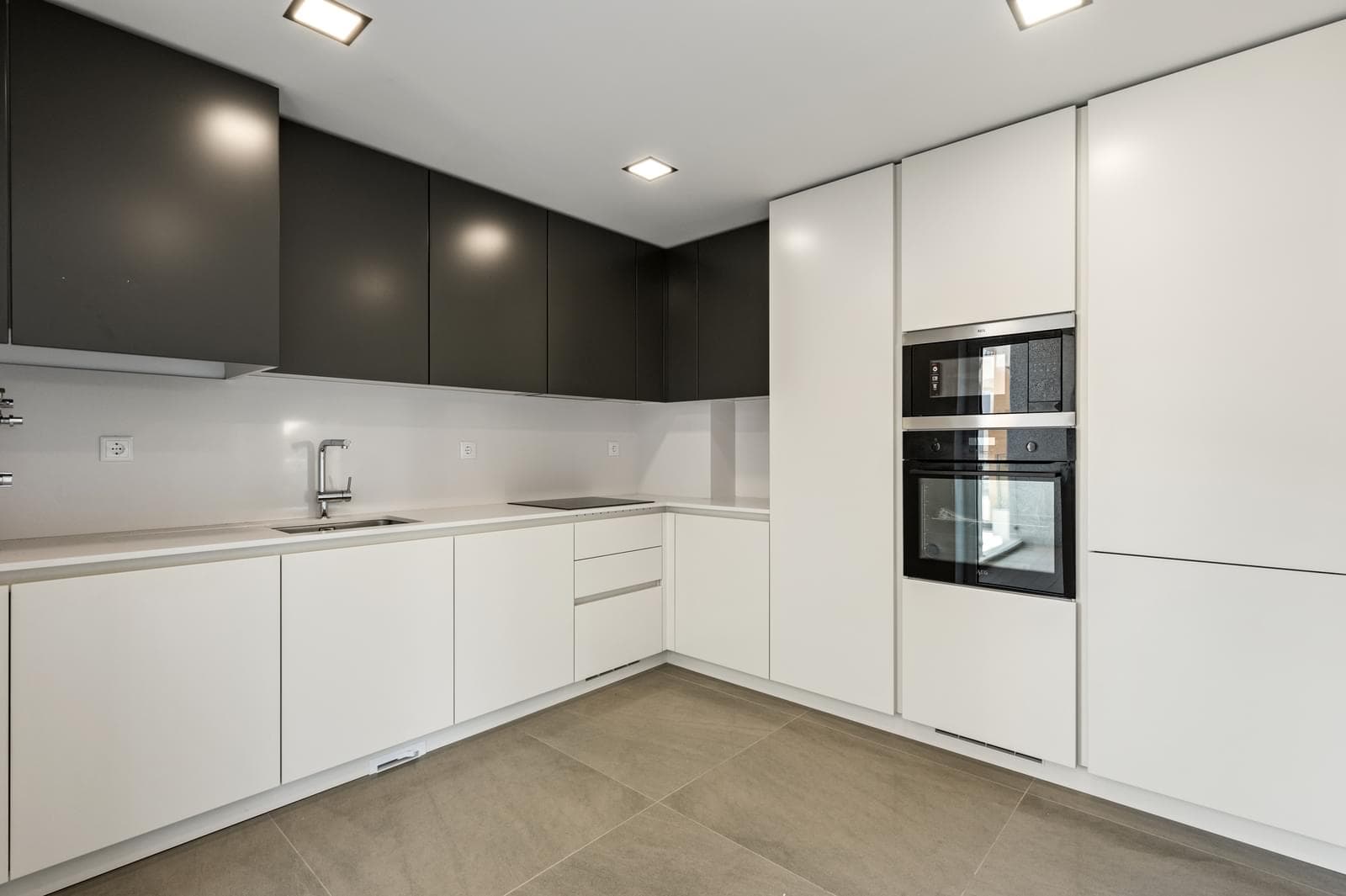 Apartamento T3 com estacionamento, Parede, Cascais - Imagem 6