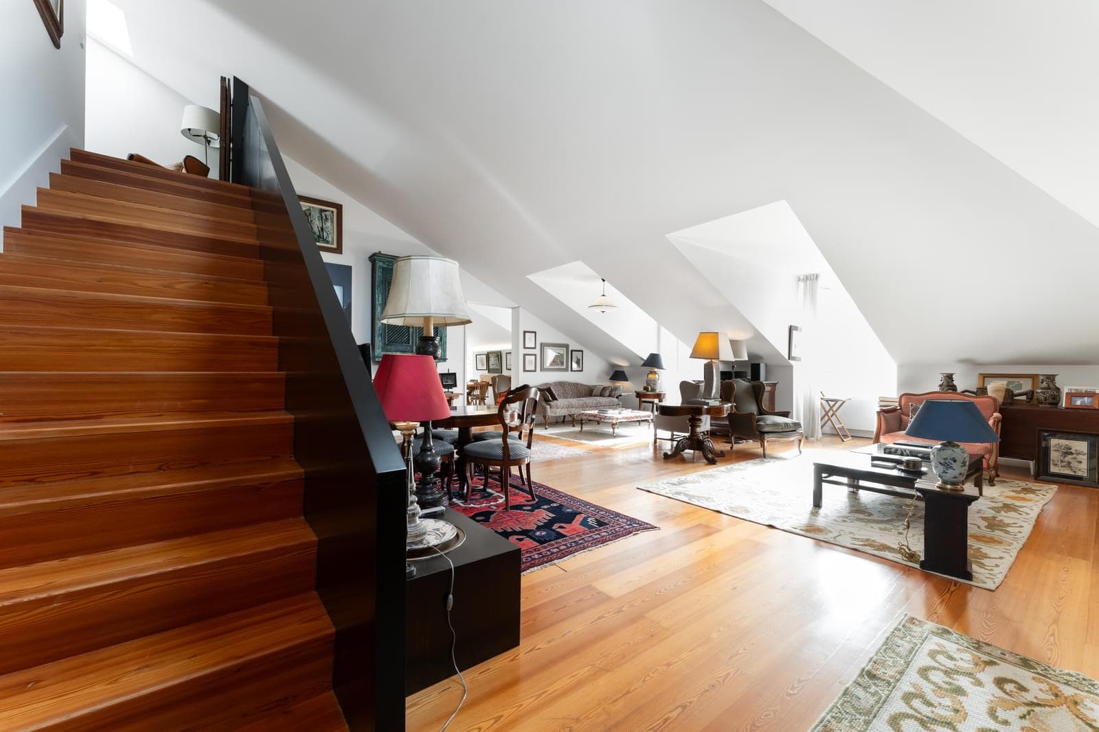 Duplex T3 com piscina, Santa Catarina, Lisboa - Imagem 8