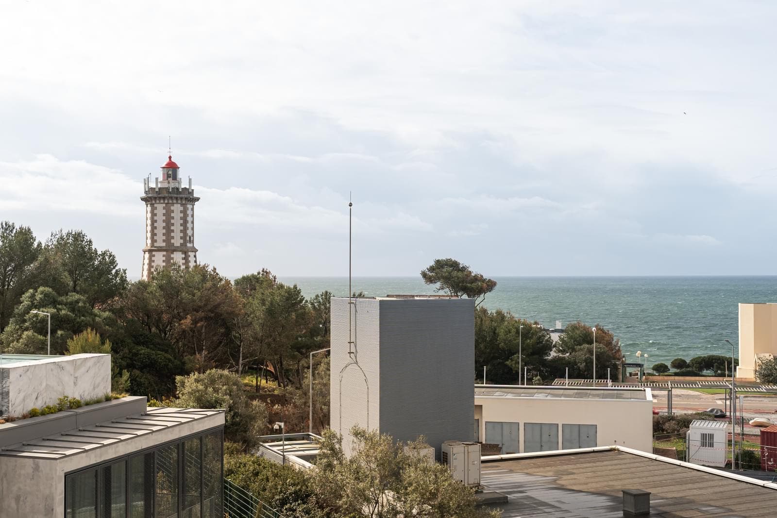 4 Bedroom House with garden, Costa da Guia, Cascais - Image 4