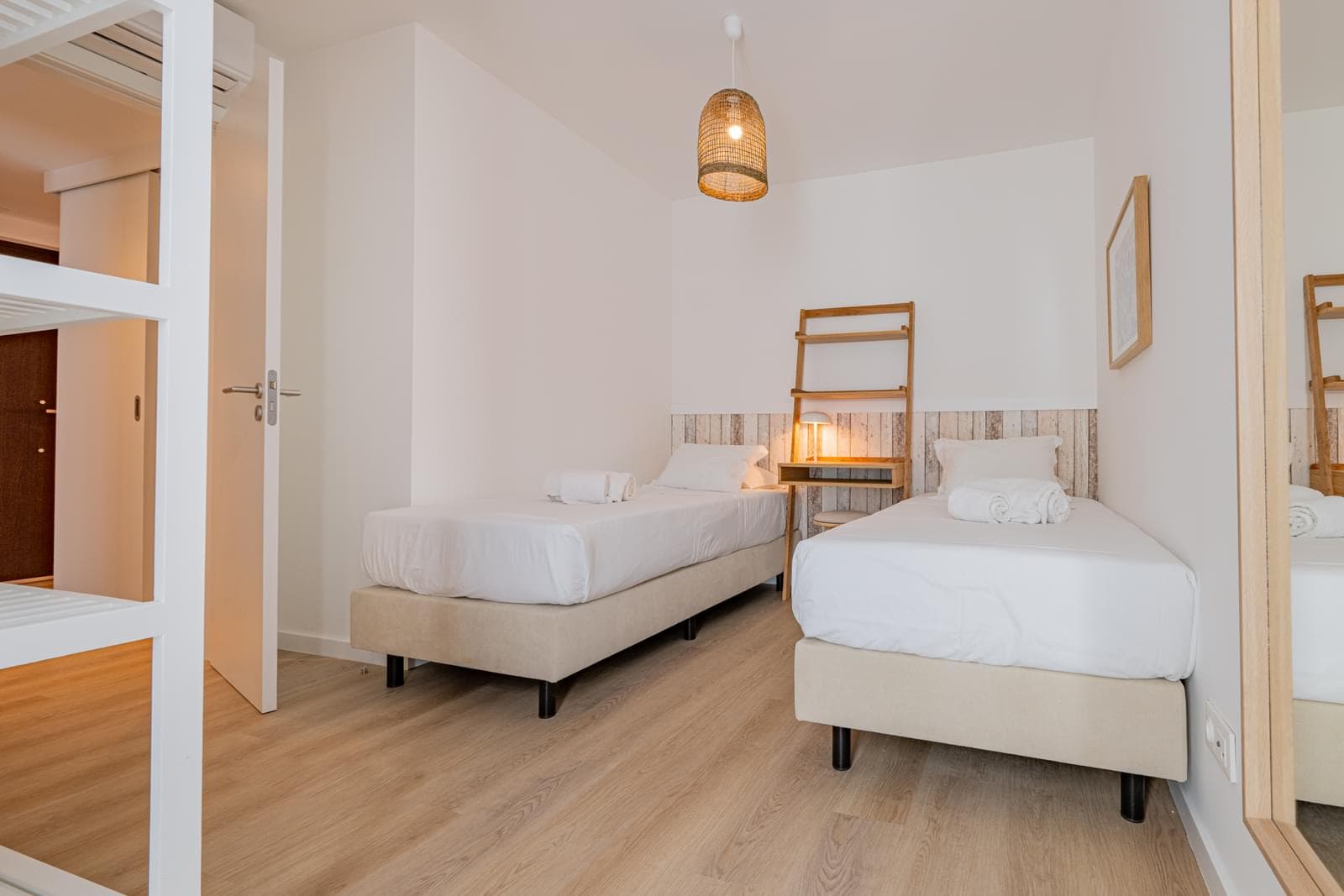 Apartamento T2 + 1 com piscina, Porto Covo, Sines - Imagem 5