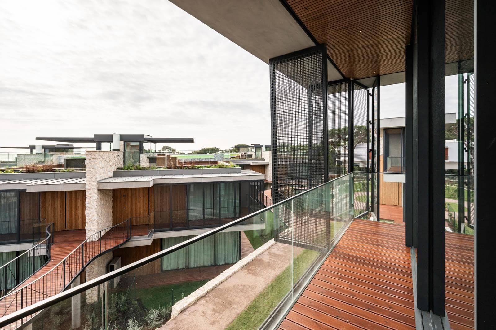 4 Bedroom Detached house with swimming pool, Guia, Cascais - Image 37