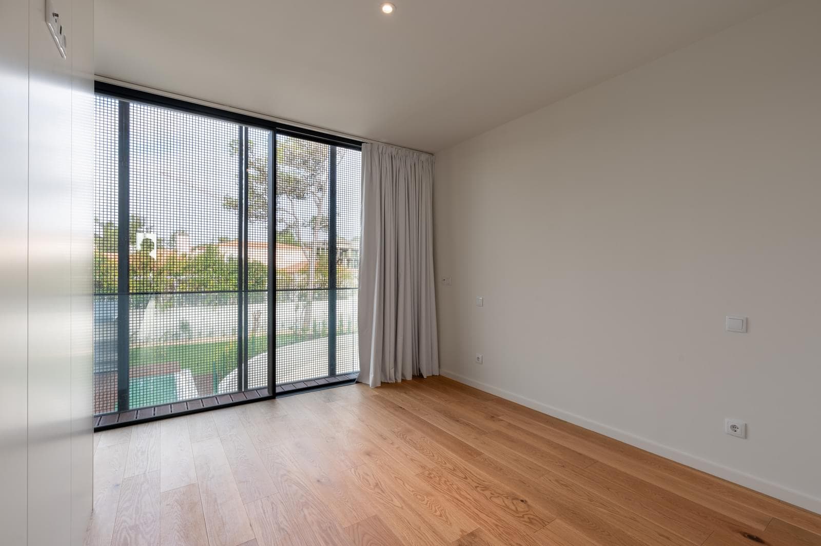 4 Bedroom Detached house with swimming pool, Guia, Cascais - Image 42