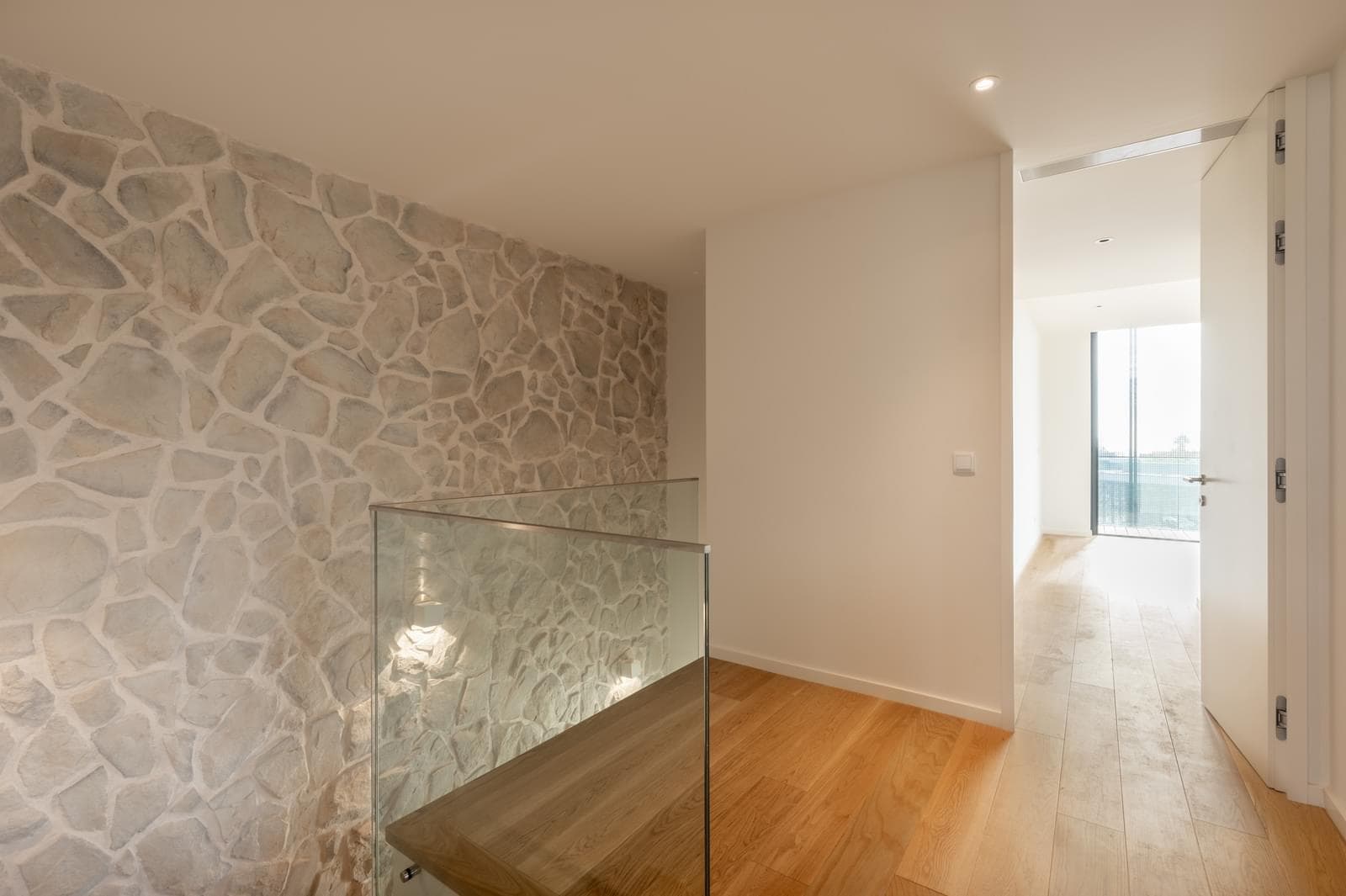 4 Bedroom Detached house with swimming pool, Guia, Cascais - Image 31