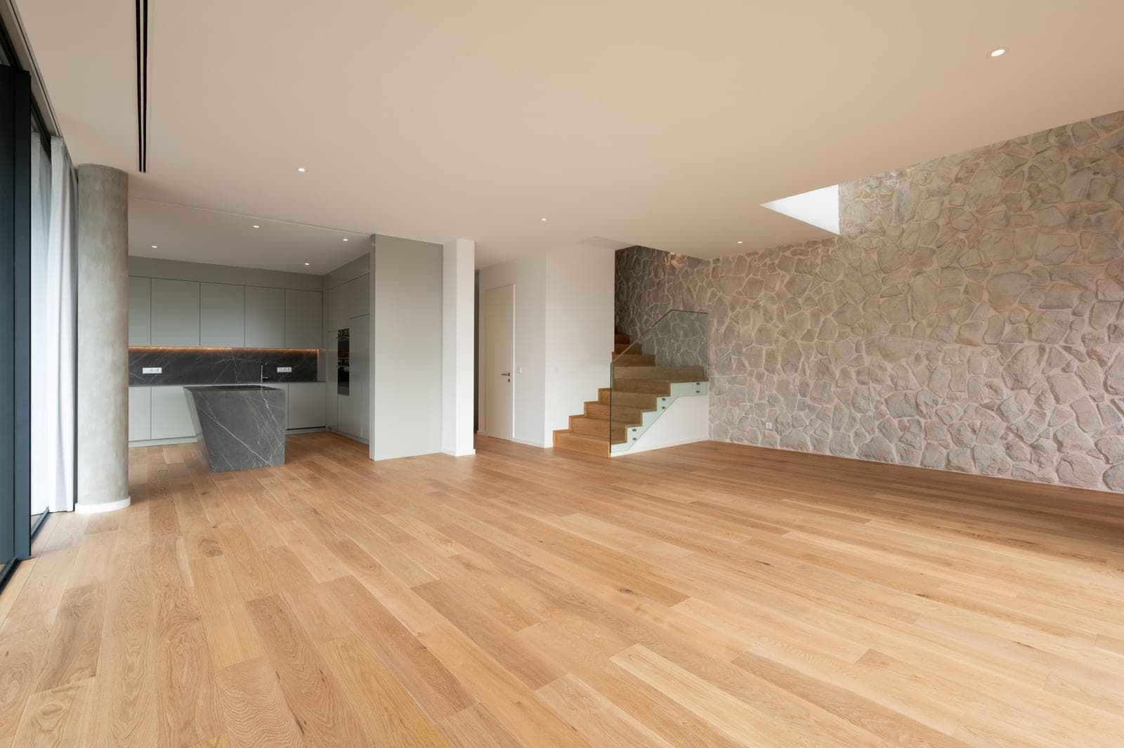 4 Bedroom Detached house with swimming pool, Guia, Cascais - Image 13