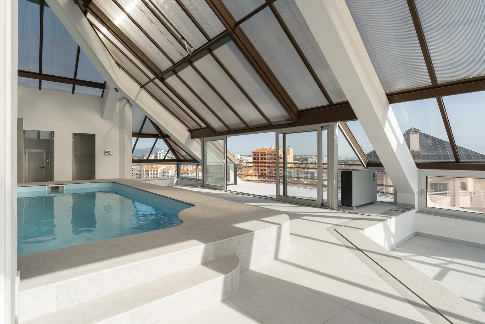 Penthouse T5 com piscina, Alameda da Guia, Cascais - Imagem 42