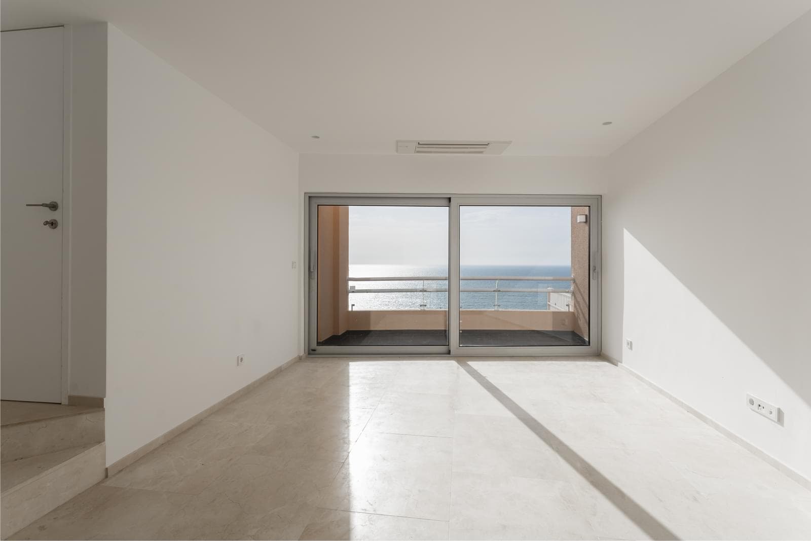 Penthouse T5 com piscina, Alameda da Guia, Cascais - Imagem 33