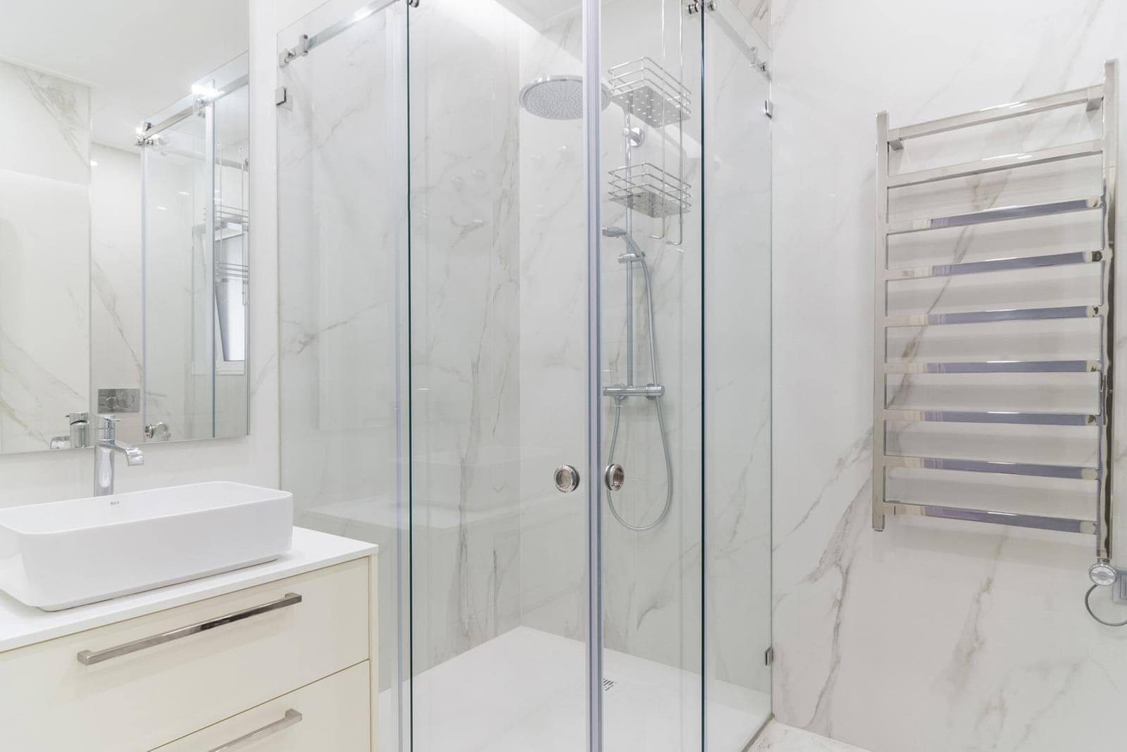 Apartamento T4 com varanda, Avenidas Novas, Lisboa - Imagem 19
