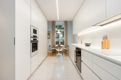 PF36042 - Appartement 4 pièces avec vue, Avenida da Liberdade, Lisboa - Image 11