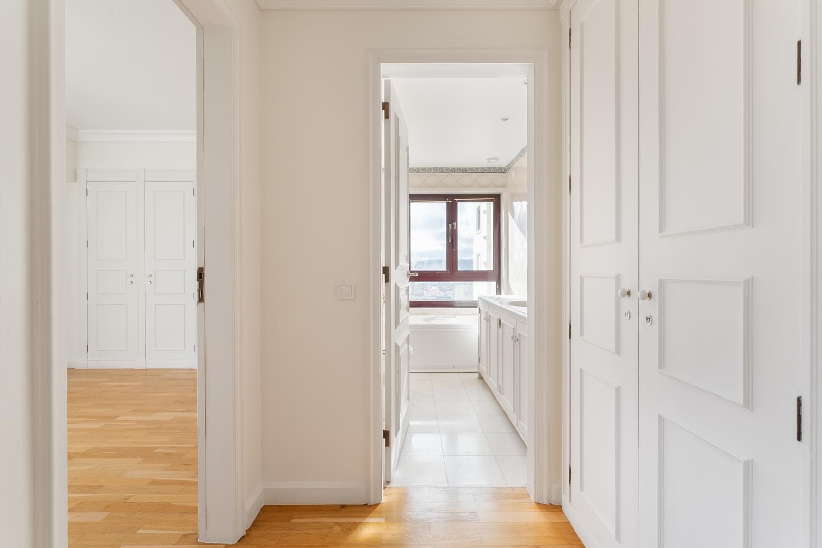 Appartement 5 pièces avec vue, Campo Pequeno, Lisboa - Image 13