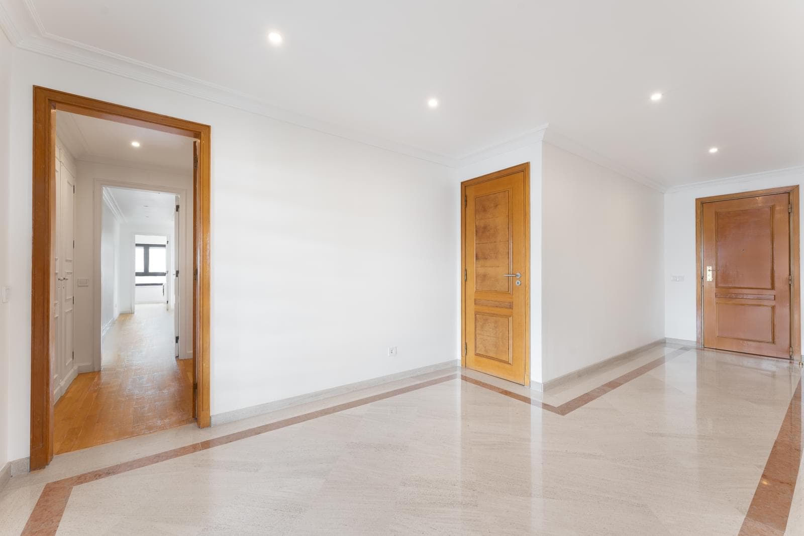 Appartement 5 pièces avec vue, Campo Pequeno, Lisboa - Image 6