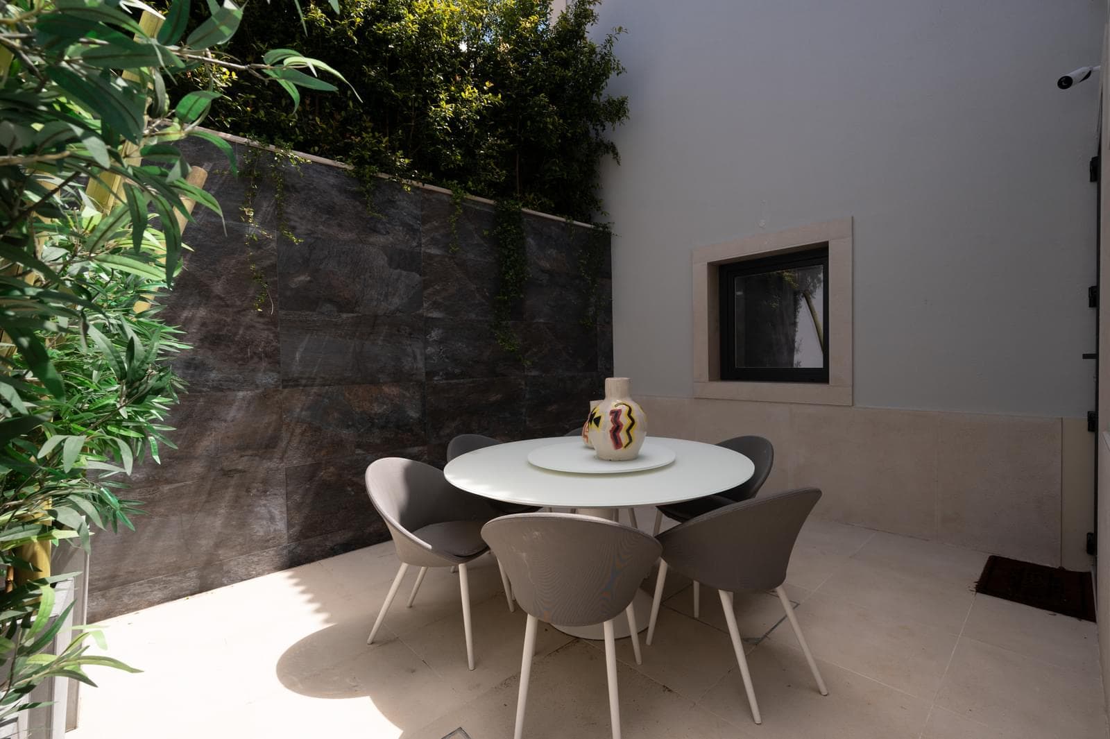 Moradia T3 + 1 com piscina, Centro Cascais, Cascais - Imagem 25