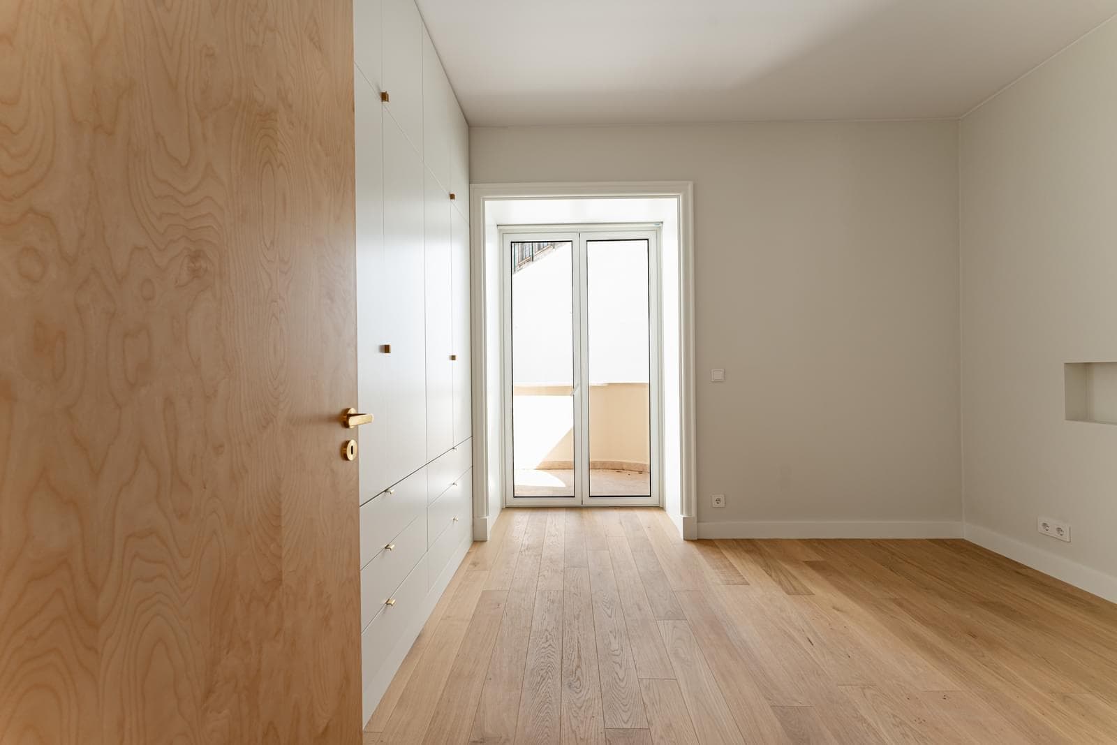 2 Bedroom Apartment with parking, Avenida da Liberdade, Lisboa - Image 22