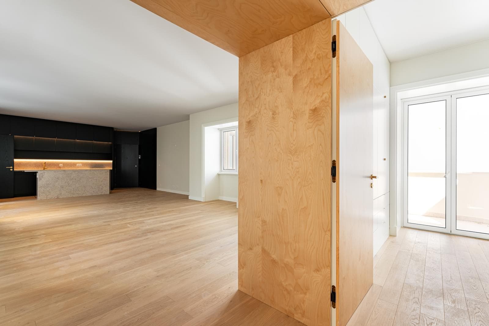 2 Bedroom Apartment with parking, Avenida da Liberdade, Lisboa - Image 10