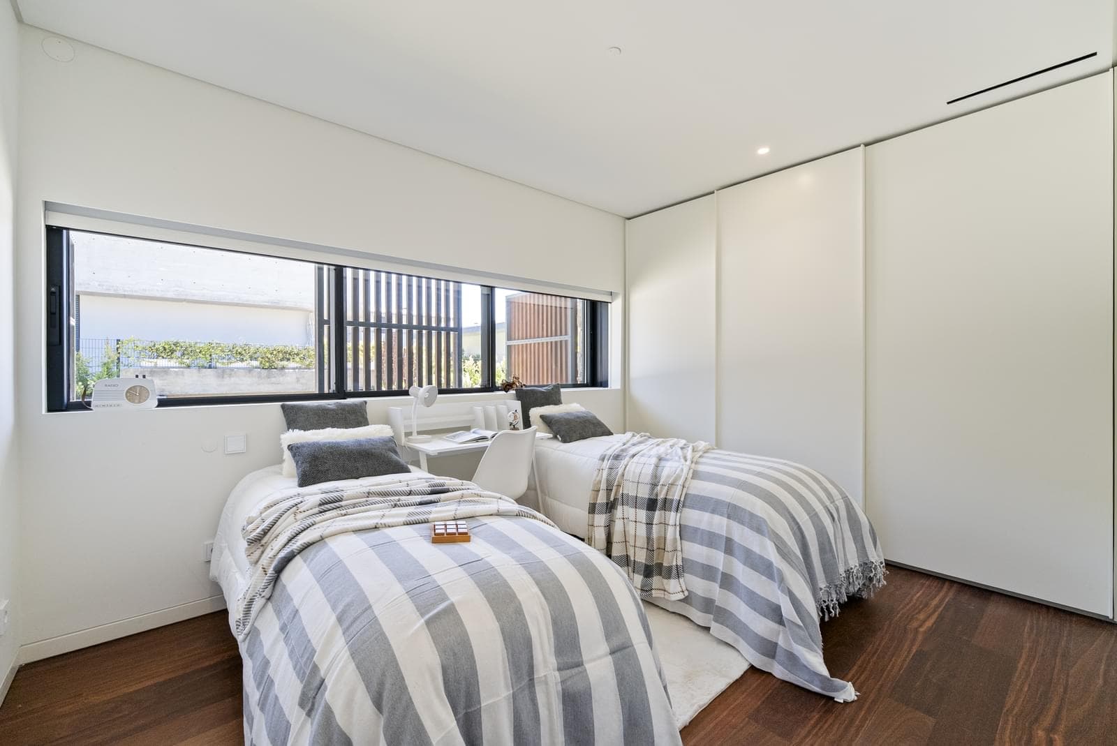 4 Bedroom Apartment with garden, Areia, Cascais - Image 11