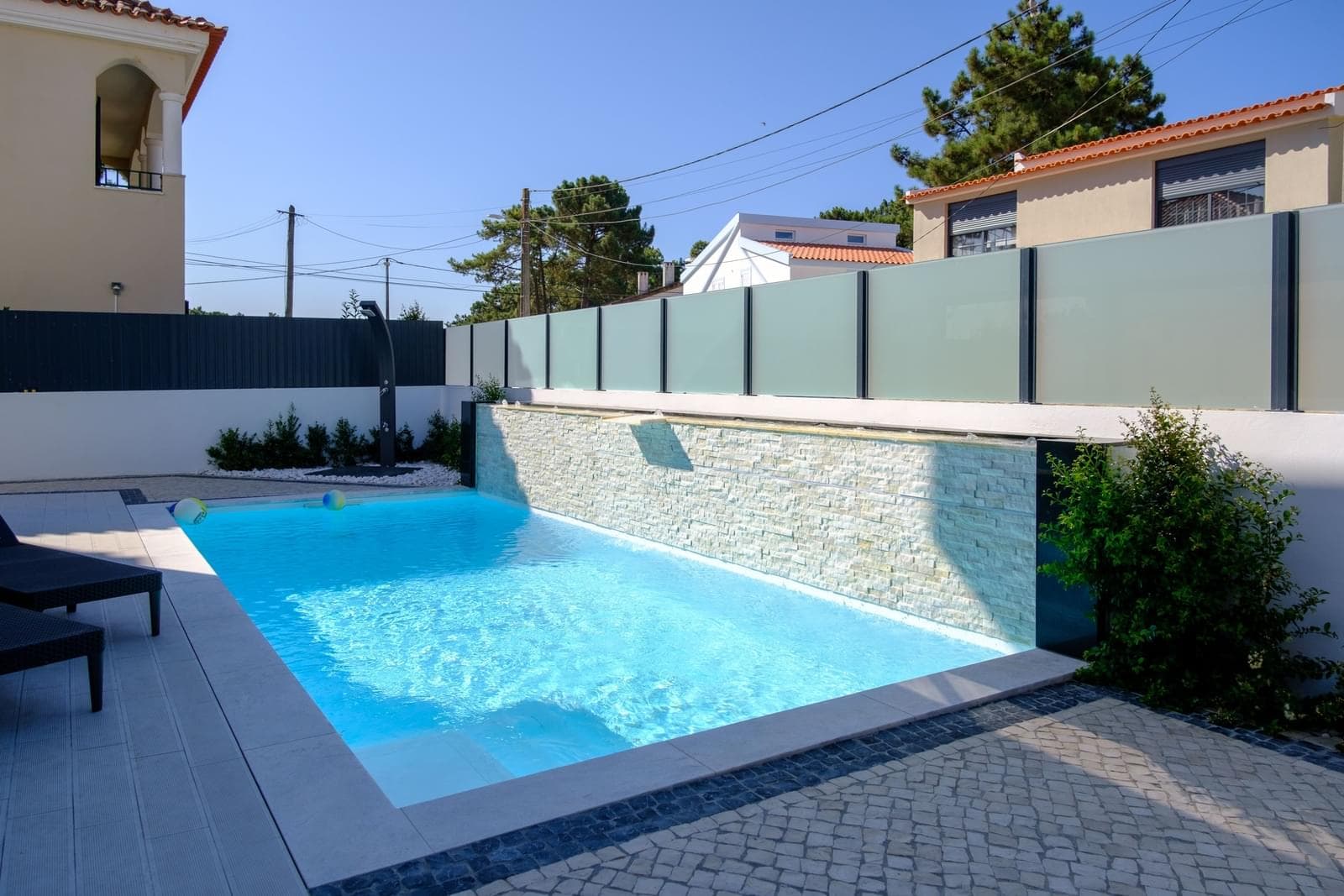 Maison isolée 5 pièces avec piscine, Aroeira, Almada - Image 3