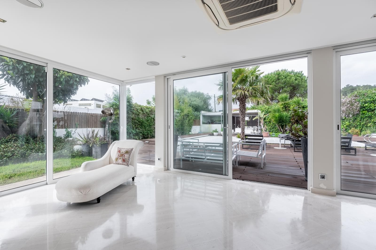 Moradia T5 com piscina, Alapraia, Cascais - Imagem 15