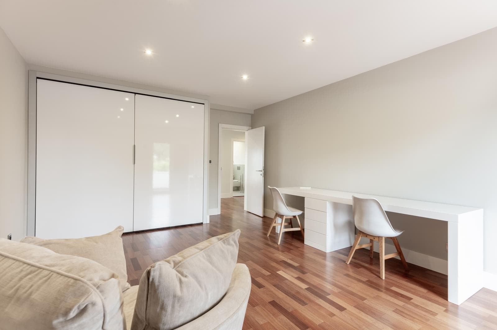 Moradia T5 com piscina, Alapraia, Cascais - Imagem 32
