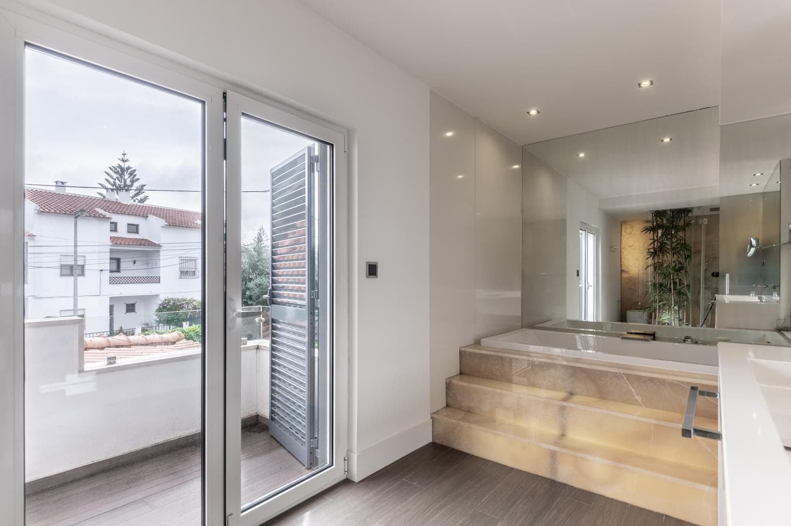 Moradia T5 com piscina, Alapraia, Cascais - Imagem 41