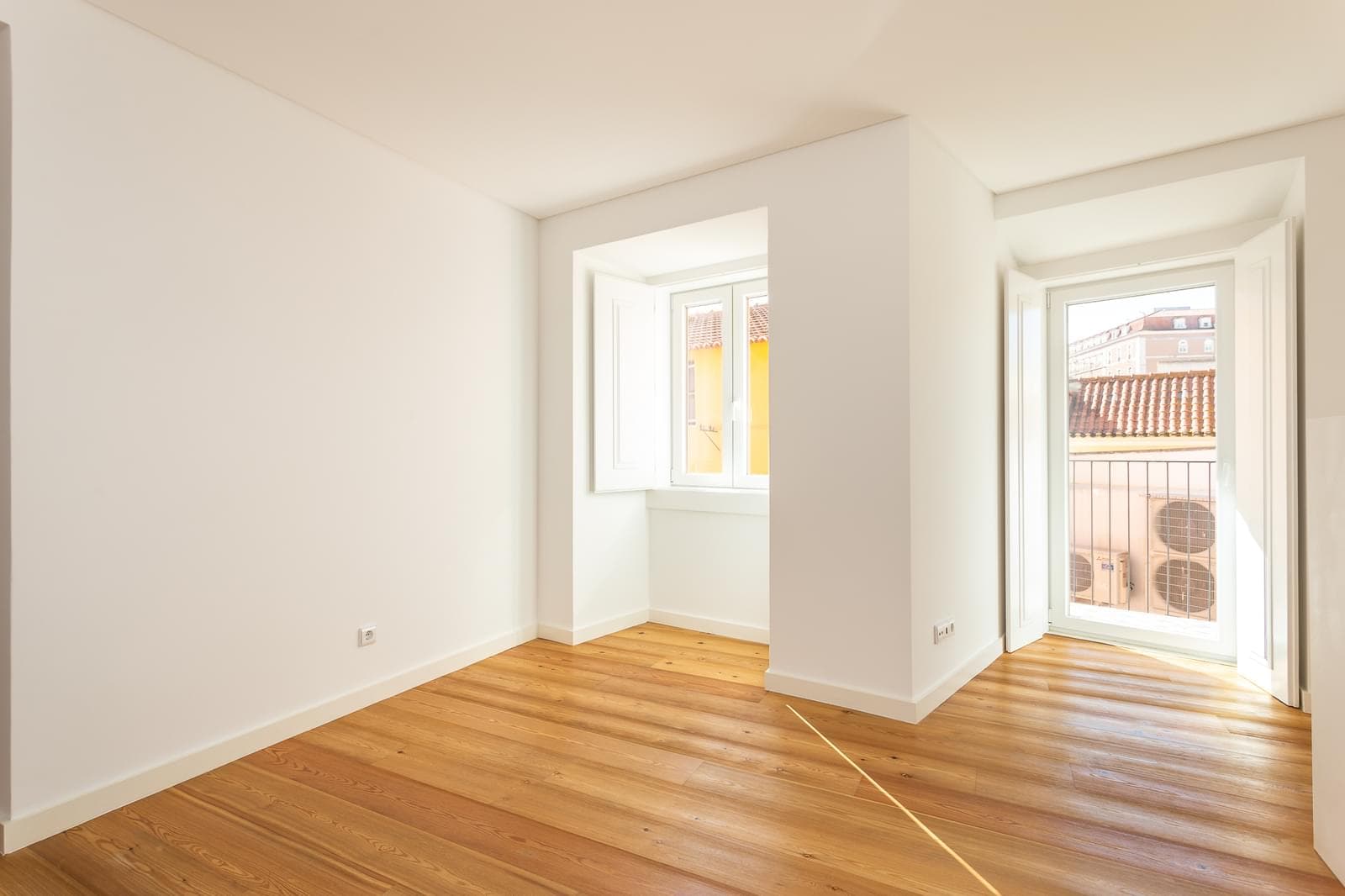Apartamento T1 novo, Mouraria, Lisboa - Imagem 1